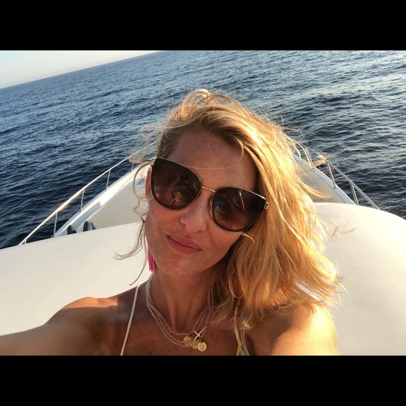 Meet your Posher, Lindsay - Picture 1 of 1